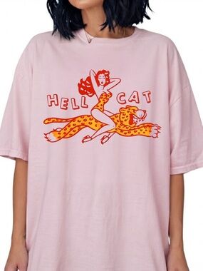 Hell Cat Pin Up Girl Leopard Cheetah Retro Vintage Pink T-Shirt